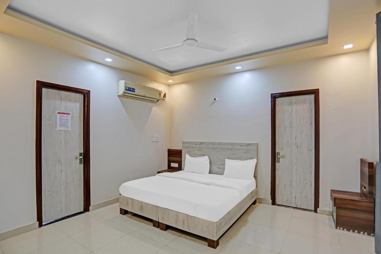 Hotel O Expo View Near Pvr Ansal Plaza Greater Noida Exteriör bild