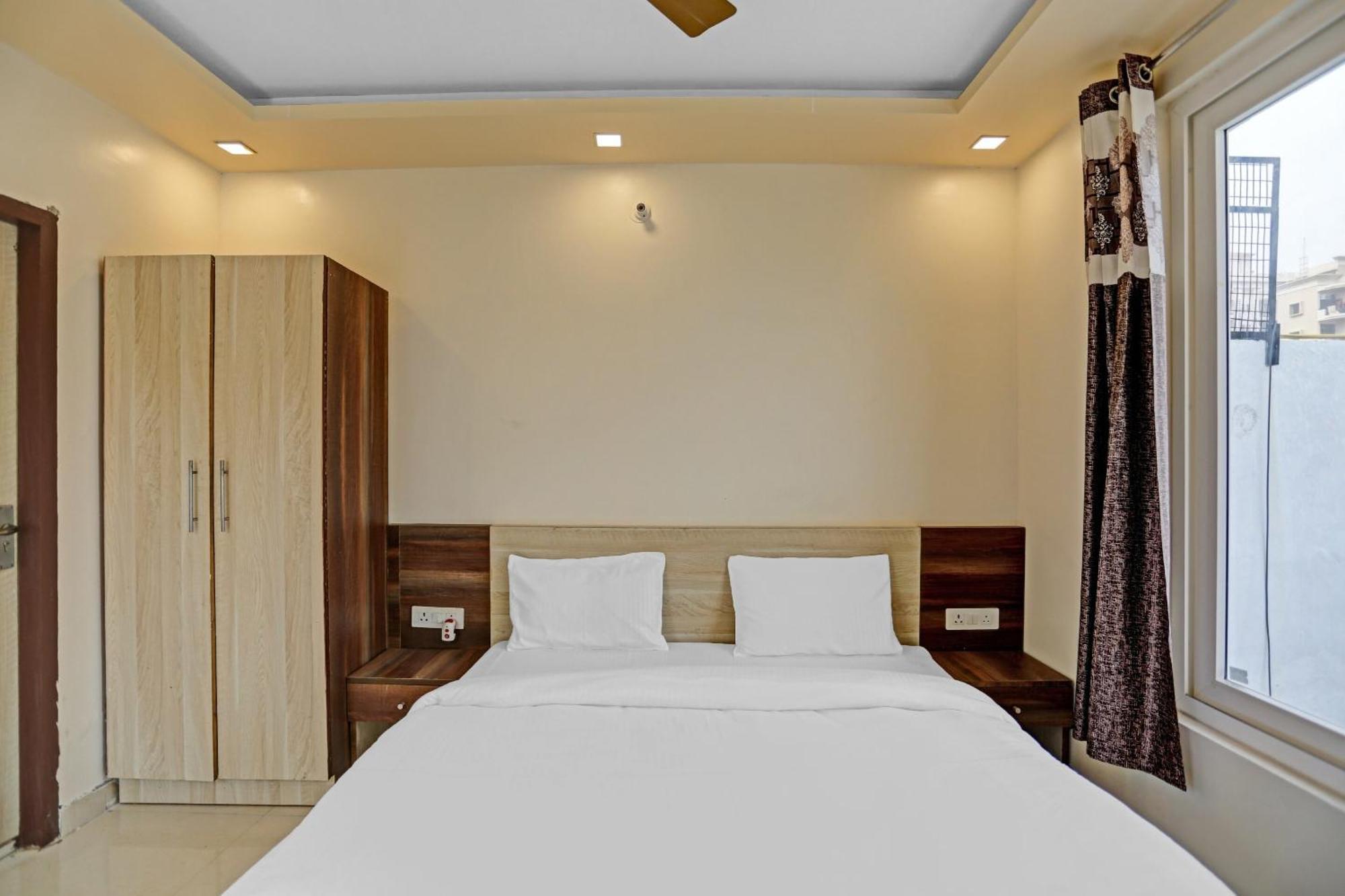 Hotel O Expo View Near Pvr Ansal Plaza Greater Noida Exteriör bild